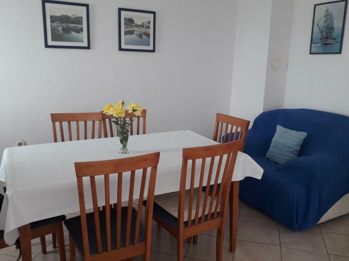 Apartmani Mara I Kata 오미스 외부 사진