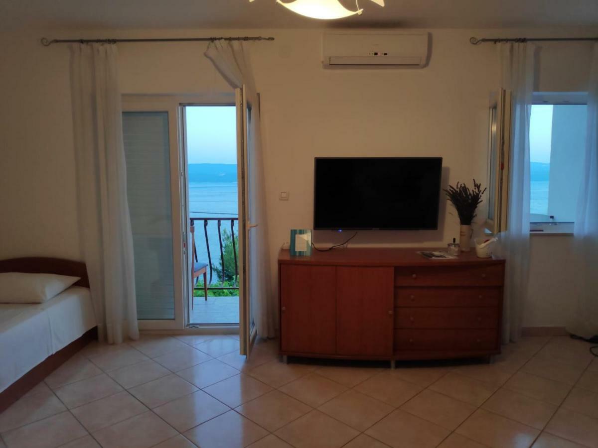 Apartmani Mara I Kata 오미스 외부 사진
